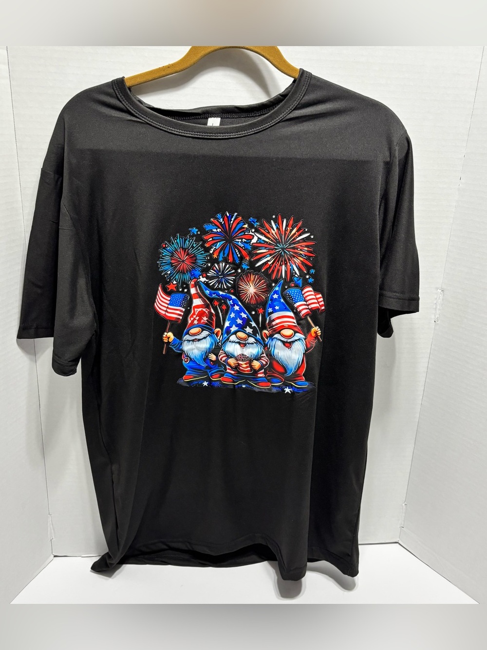 Black Men's Graphic Gnome Fireworks T-Shirt - Patriotic Design Size Large Unisex